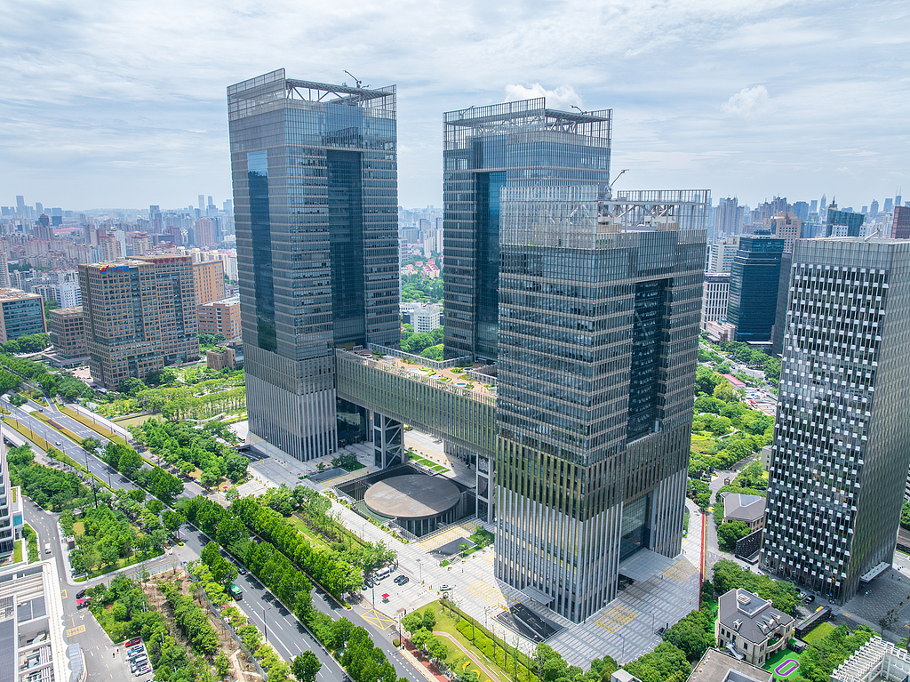 上交所第三届科创咨询委委员名单出炉：宇树科技王兴兴、强脑科技韩璧丞、智元机器人彭志辉等在列