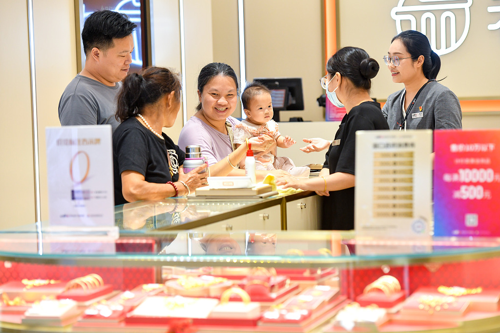 五部门完善免税店政策 有望为行业带来销售增量