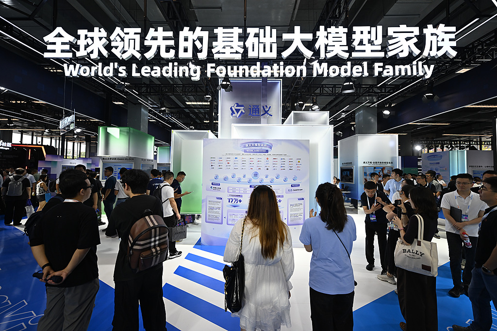 外部环境变化叠加国内政策支持 国产AI应用有望迎来拐点