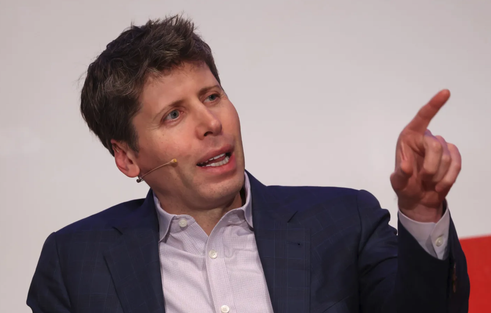 亚马逊领千亿大单入伙 一文盘点OpenAI签了多少“愿景支票”