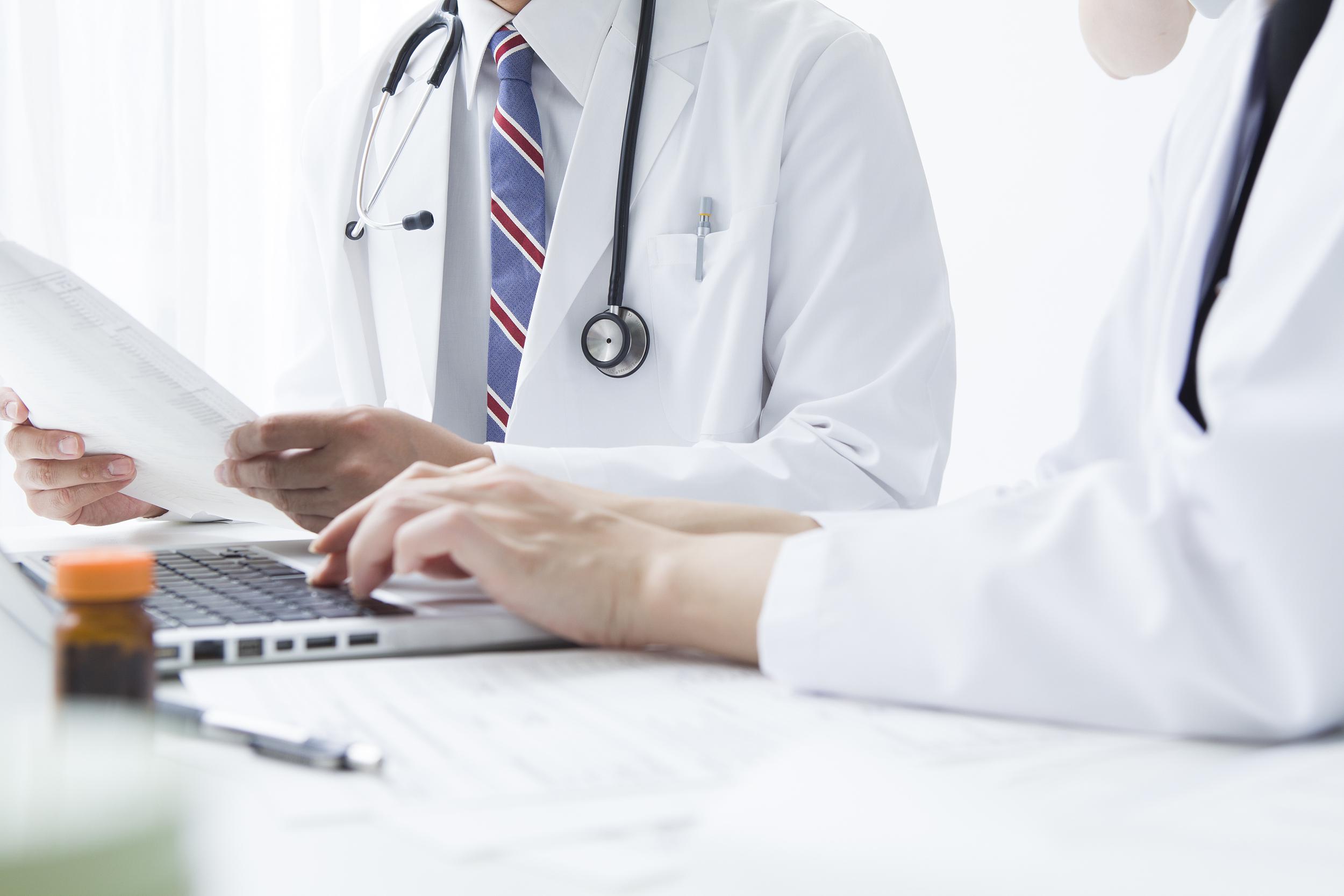 国家卫健委发文支持AI+医疗 基层应用被重点提及 智能理疗产品或加速进入临床