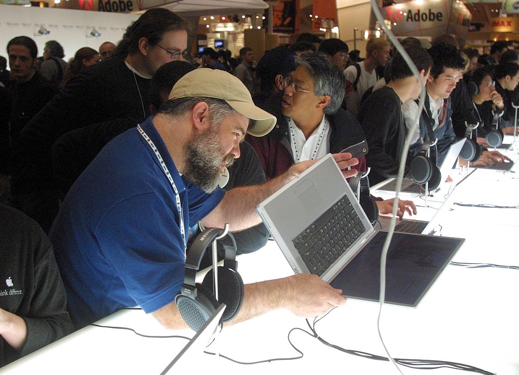 苹果被曝准备进军低价笔记本领域 抢攻学生与入门级市场