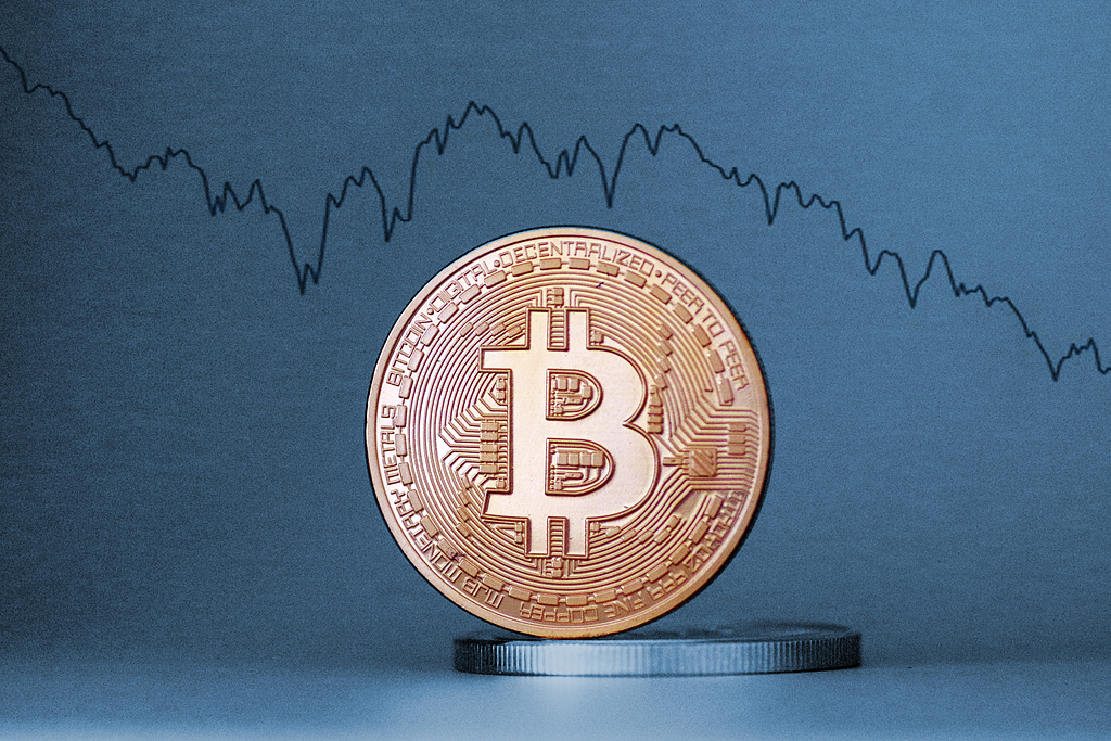 比特币短暂跌破10万美元：短期难见利好催化 年底有望迎来融涨