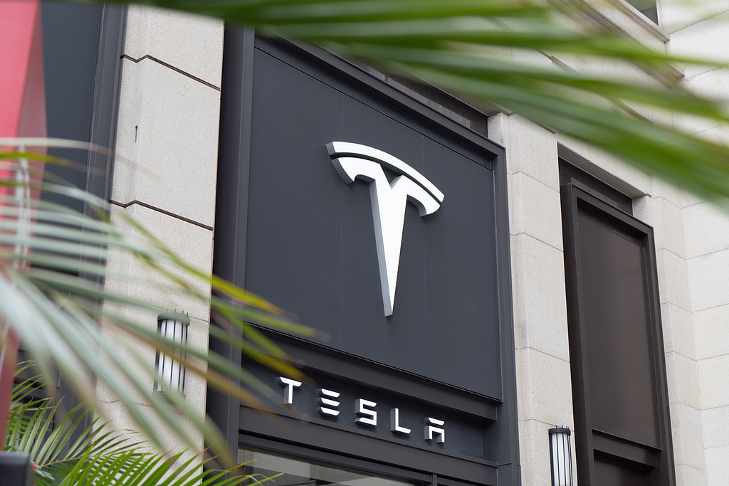 马斯克：特斯拉AI5芯片预计2027年量产 由台积电、三星代工