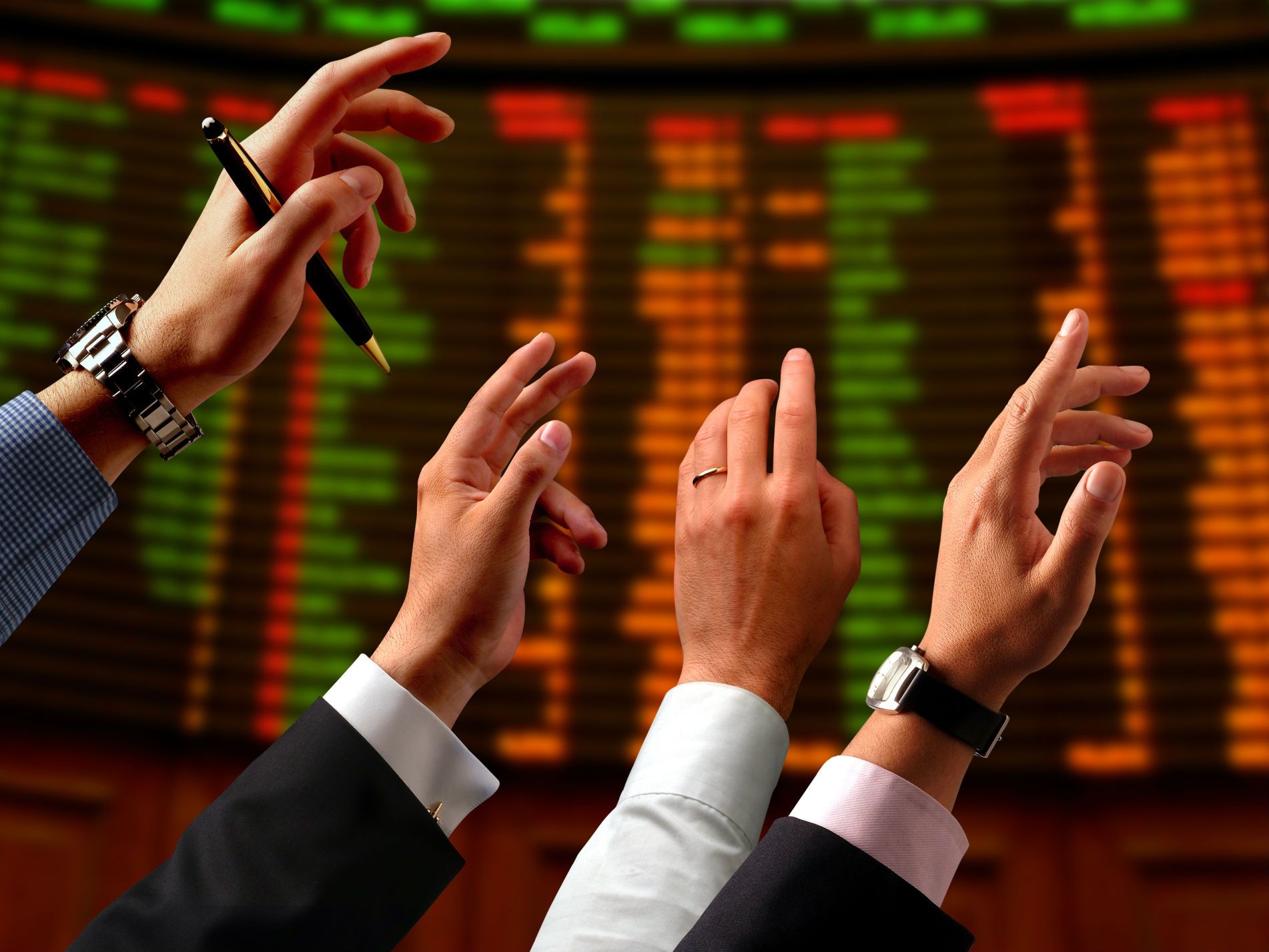 【数据看盘】多路资金豪掷7.2亿买入多氟多 两家机构大笔抢筹华盛锂电