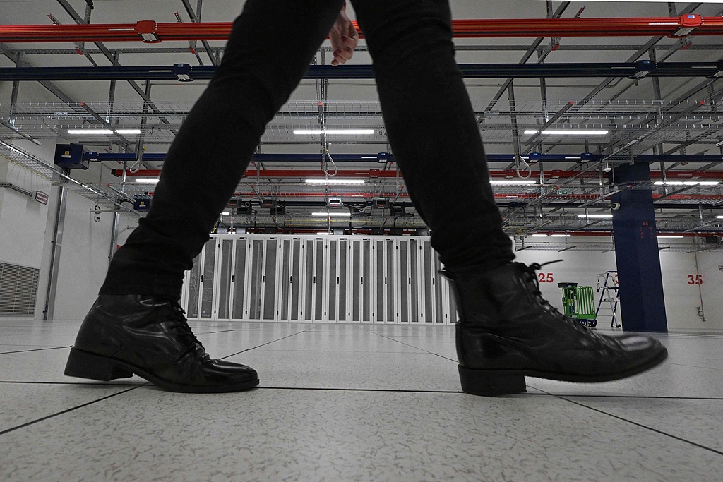 “大空头”怒批科技巨头折旧操作，华尔街激辩业绩“虚胖”风险