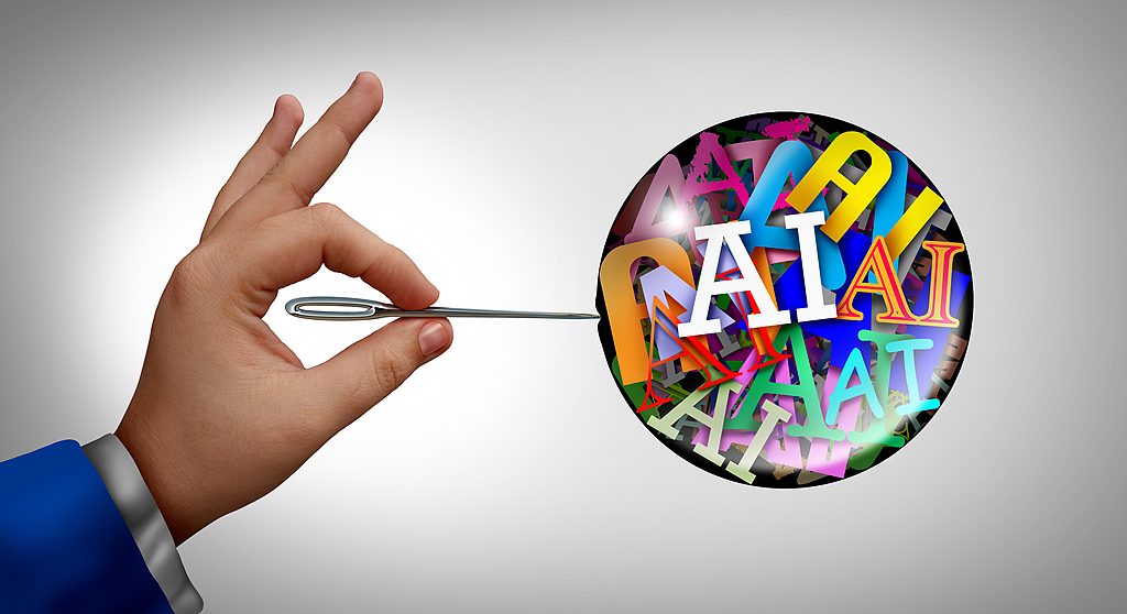 英伟达财报也扫不清担忧？“大空头”警告：AI真实需求少得可怜！