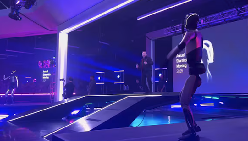 特斯拉异动拉涨！马斯克豪言每12个月推出一代AI芯片