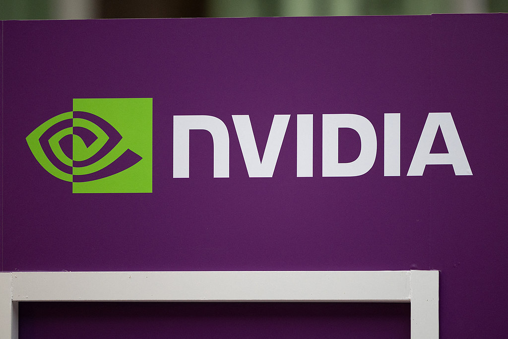 谷歌TPU抢风头 英伟达紧急发声：我们仍领先行业一代