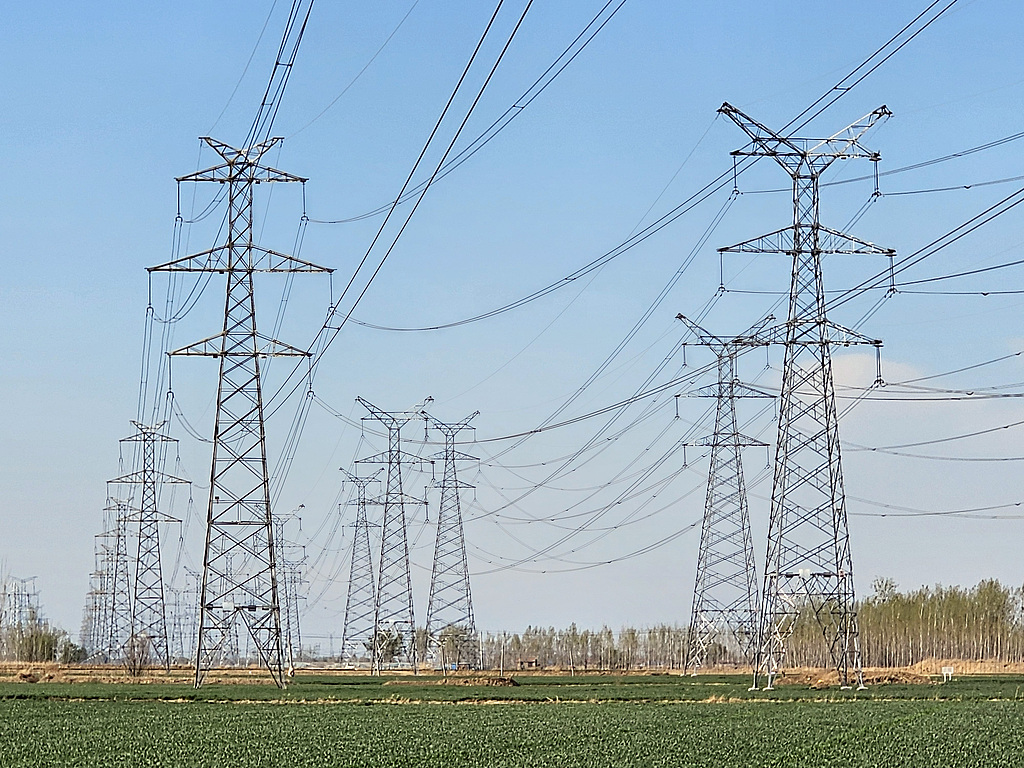 “电子设备的血管”！铜合金连接器市场迎爆发增长 中国正主导出口格局