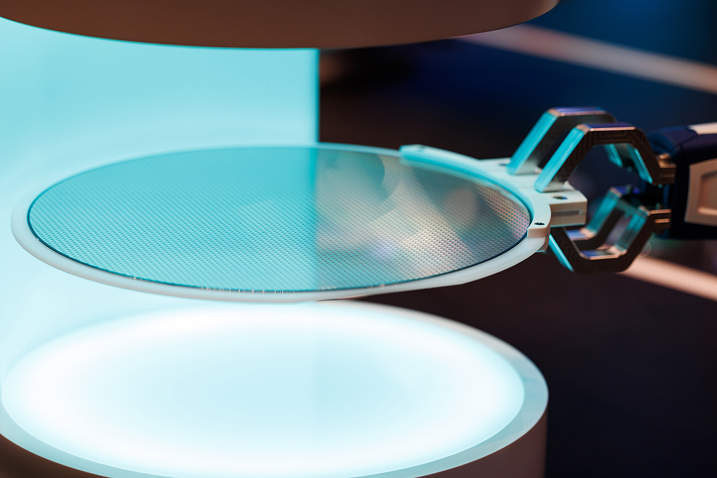 立志成为AI强国！韩国与软银旗下公司Arm合作设立芯片设计学校