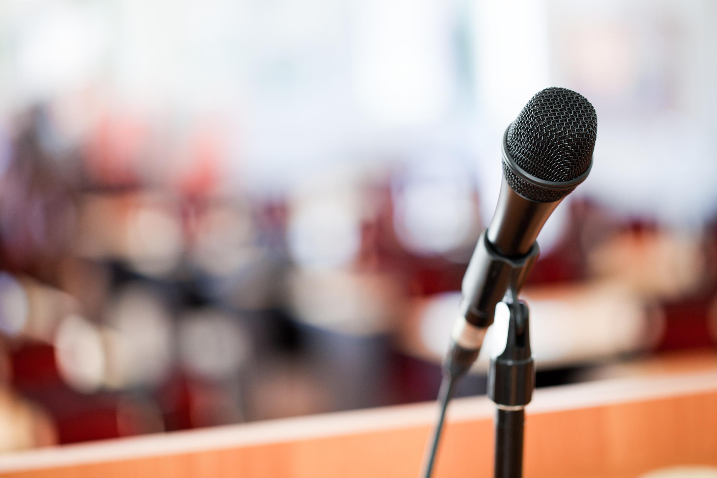 驻加拿大使馆发言人就加方炒作所谓“中国网络攻击”答记者问