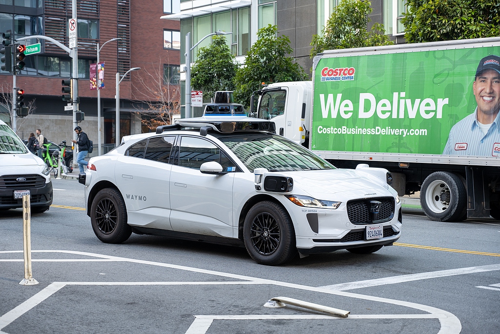 出行量同比增3倍！Robotaxi龙头数据喜人 明年开启新一轮扩张