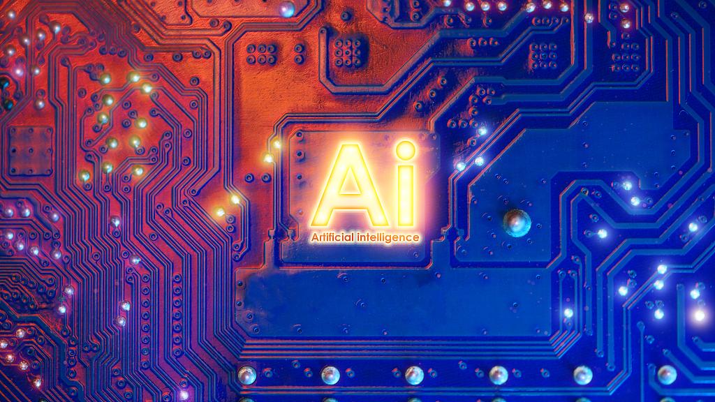 微软高管誓言：若AI开始威胁人类，将立刻停止相关研发工作