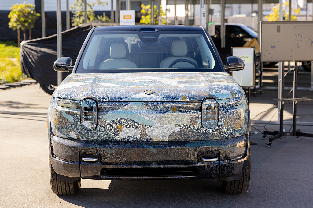 Rivian自研芯片豪赌自动驾驶 声称运算速度四倍于英伟达系统