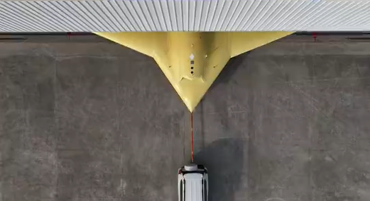 视频丨我国新型无人机成功首飞