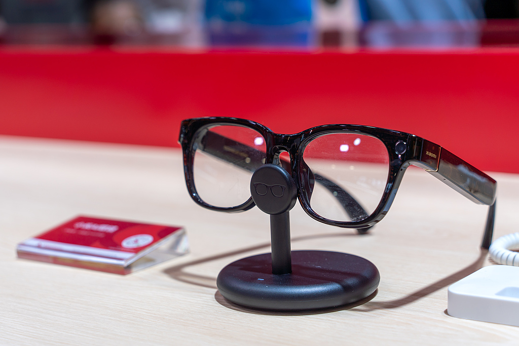 阿里旗下夸克AI眼镜再推两款新品 机构称26年AI眼镜有望快速起量