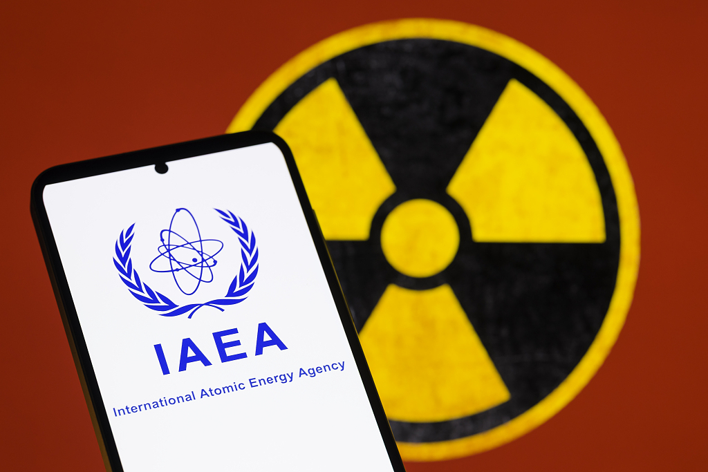 核能暗战！AI军备竞赛的终点，是一场关于铀的“全球狩猎”？