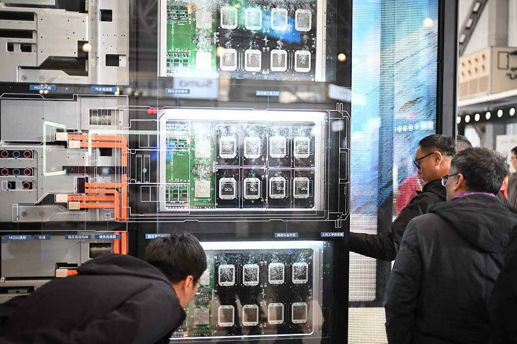 HBM引领AI浪潮下的存储革命 相关产业链投资价值凸现