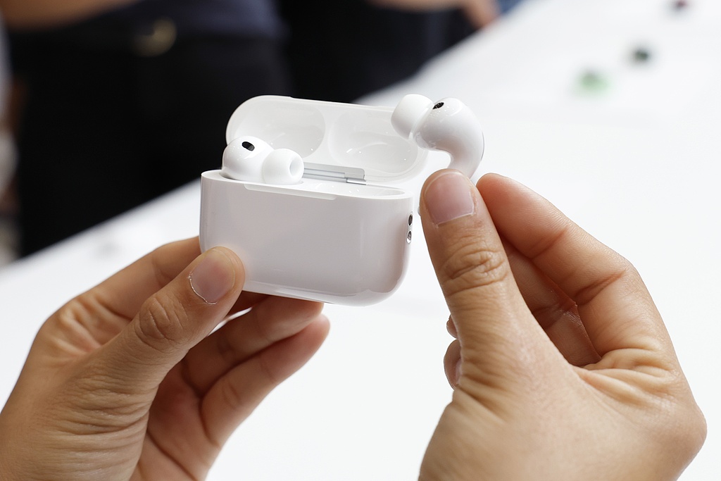 OpenAI瞄准苹果AirPods？科技人士爆料新产品或在9月发布