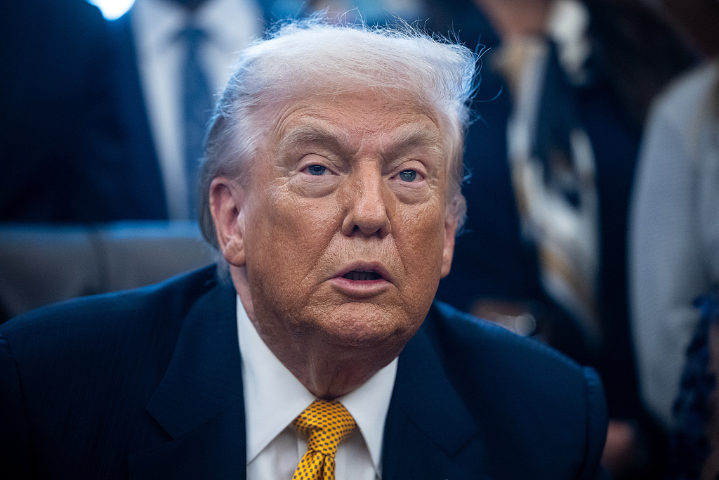 特朗普点名科技巨头控电价？知名分析师担忧：美国AI发展或受阻