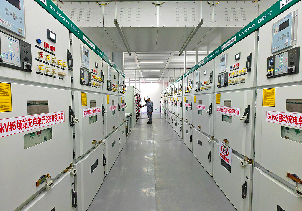 AI基建+能源转型+电网阻塞三重驱动 储能行业开启增长新周期