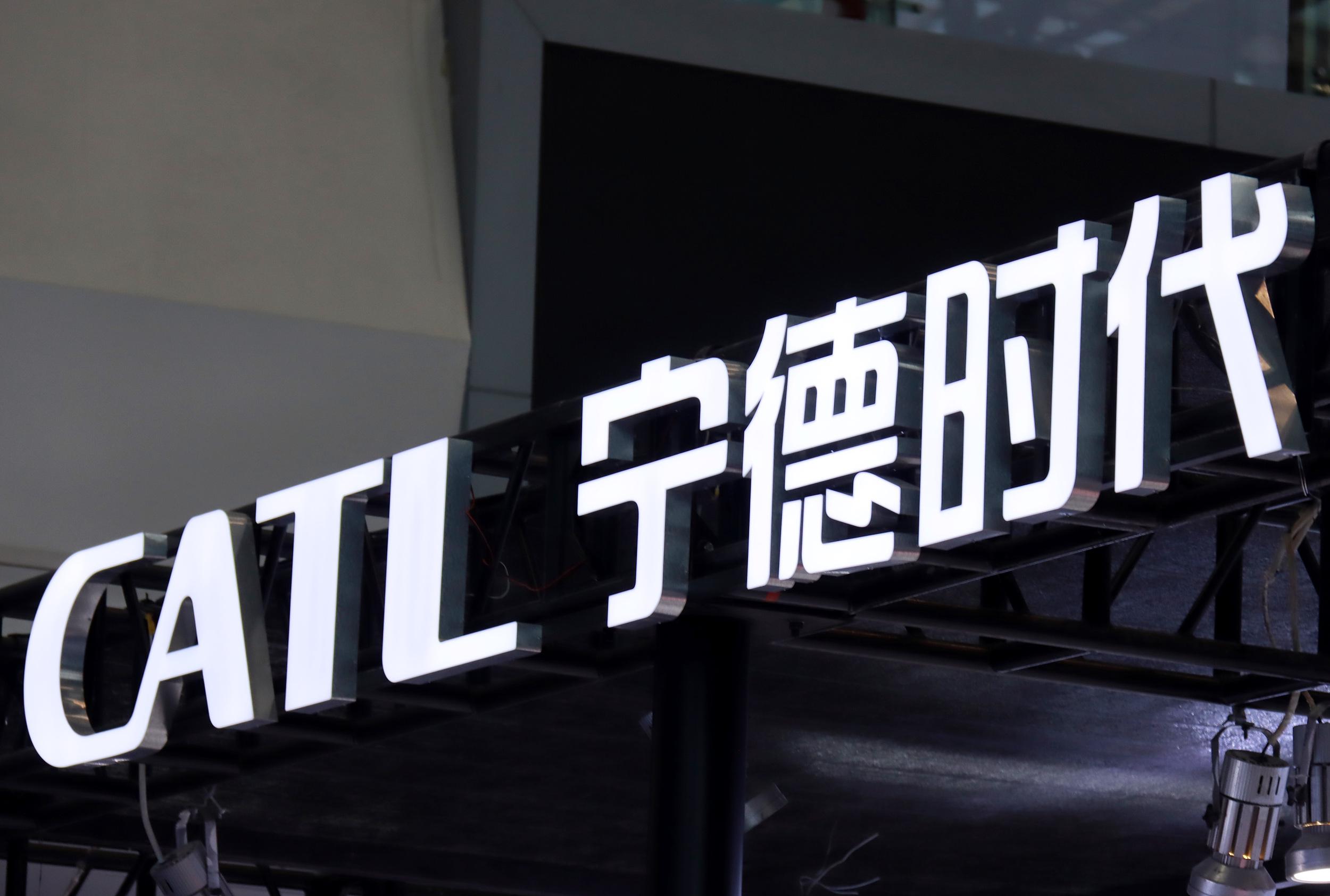 有“锂”走遍天下！180天内十家主机厂牵手“宁王”