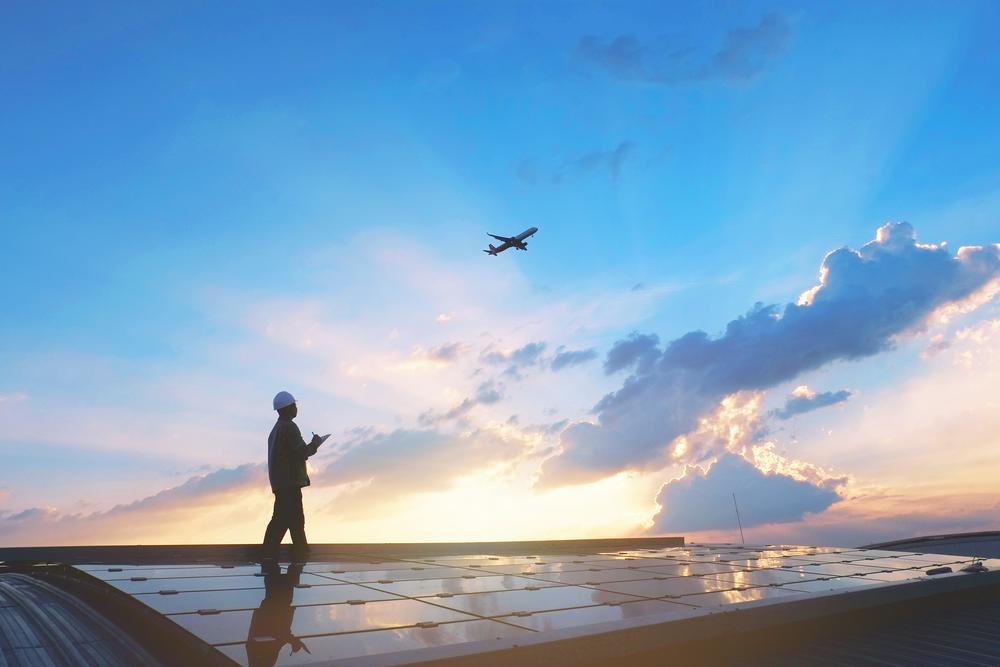 最高亏损达百亿元 九家光伏龙头齐发预亏公告 哪家“减亏”更胜一筹？