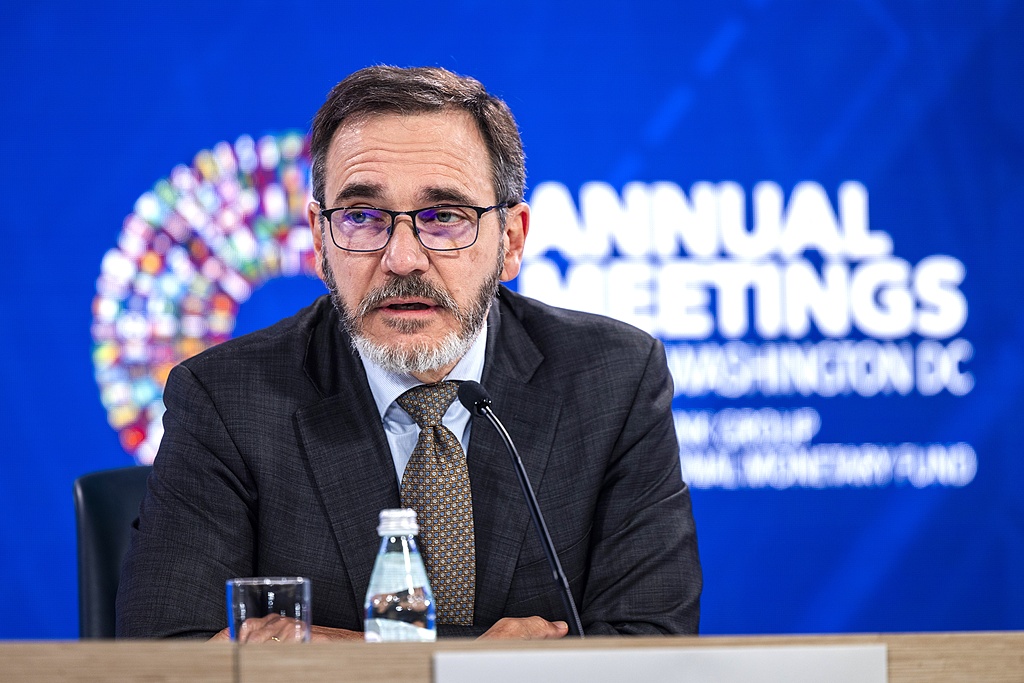 IMF报告警告：若AI热潮失速 全球经济韧性将受考验