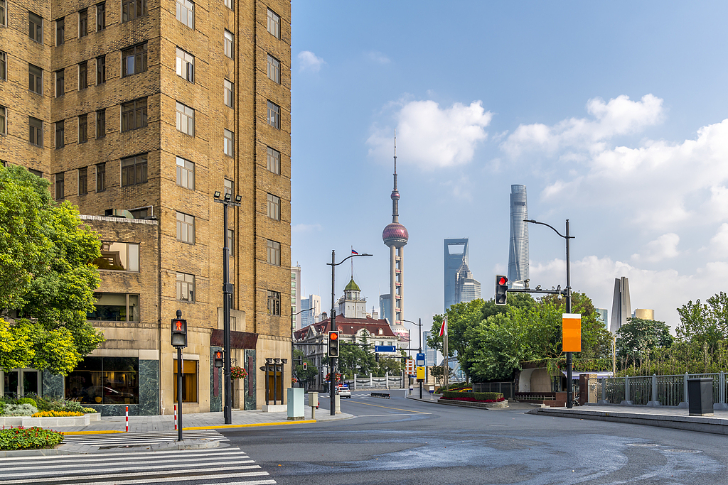 上海2025经济成绩单揭晓！三大先导产业同比增长9.6% “含科量”有多高？