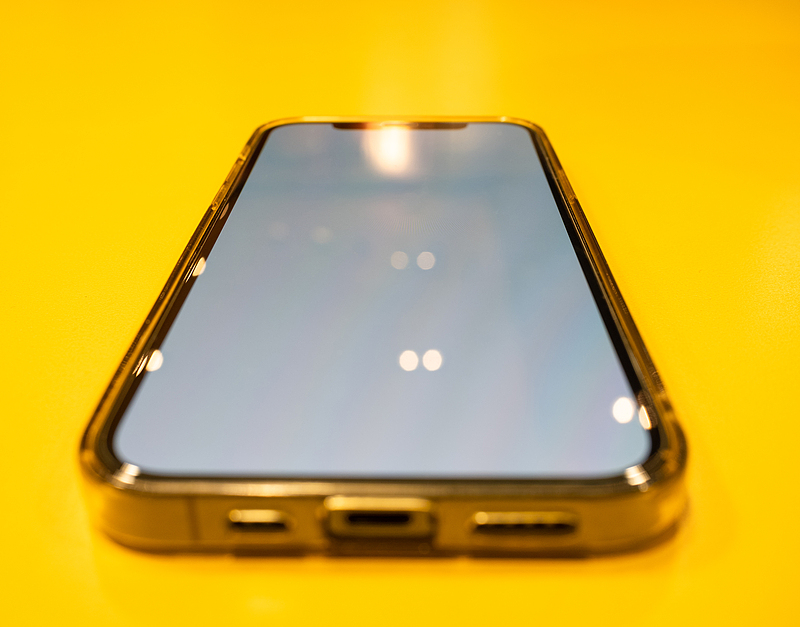 京东推最低11299元黄金手机壳秒售罄