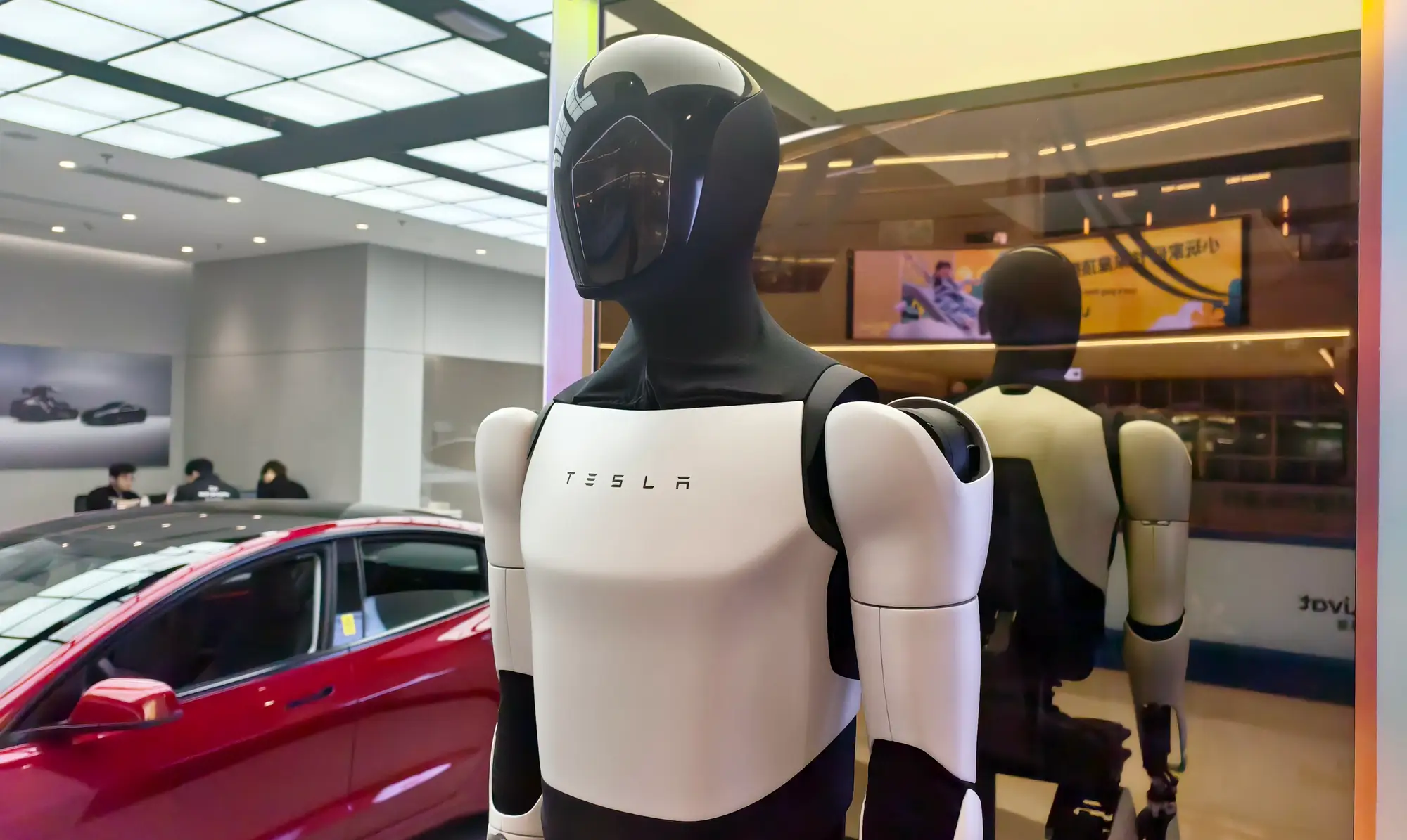 人形机器人如何破局？达沃斯专家：在真实世界中大规模部署！