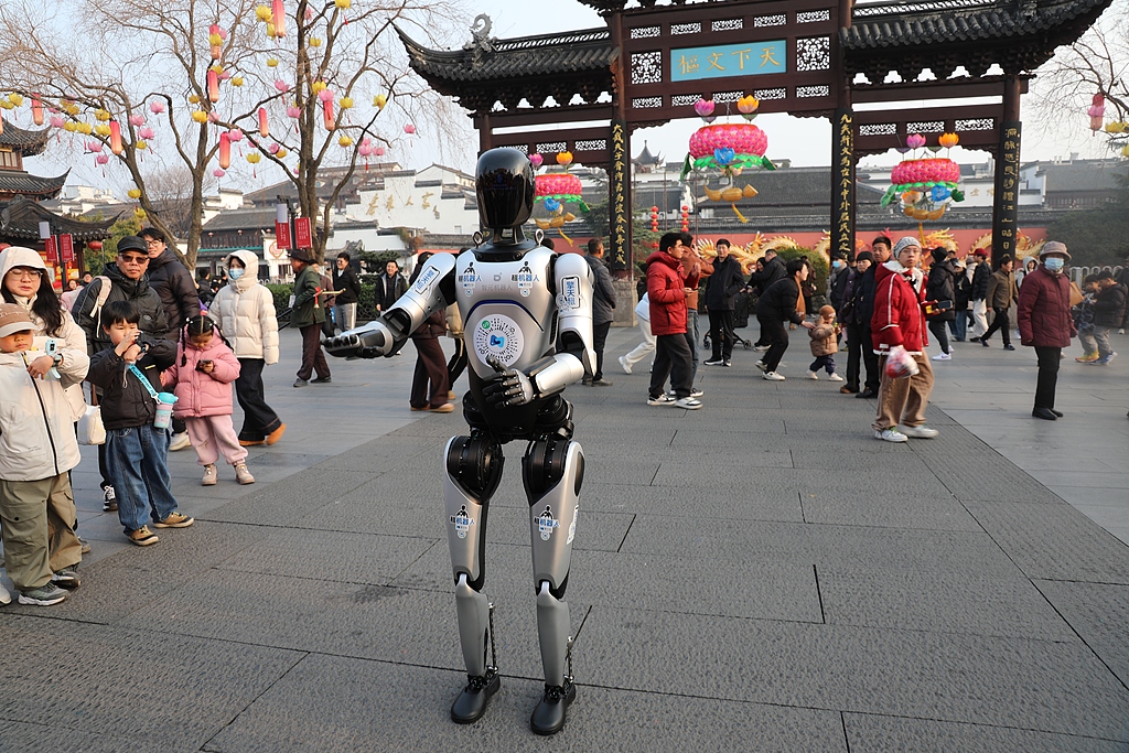 马斯克宣布弗里蒙特工厂转产Optimus 机器人行业有望海内外共振向上