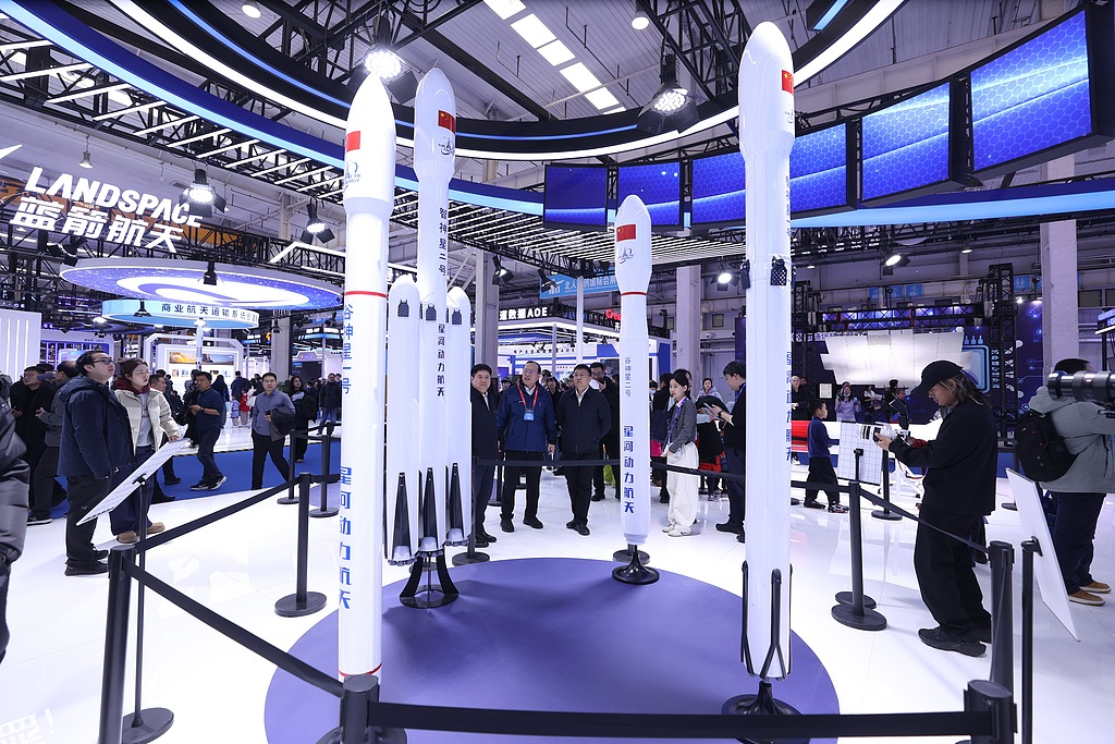 中国商火誓保主力箭首飞和回收成功 商业航天或迎高景气拐点