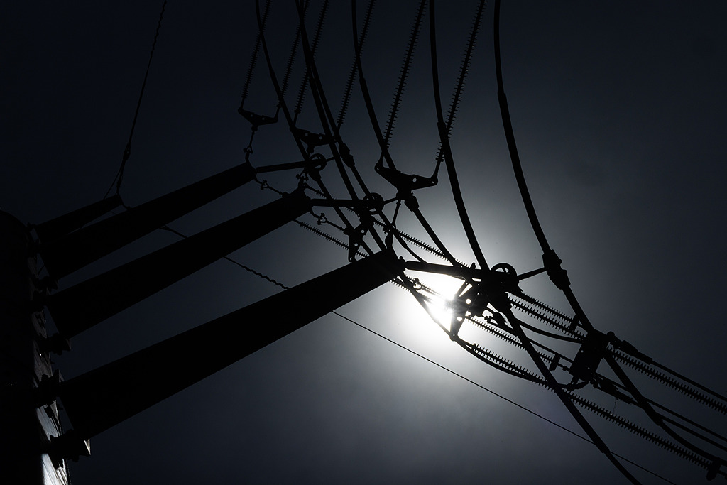 AI热潮下 近半数美国人未来五年面临电力短缺的风险