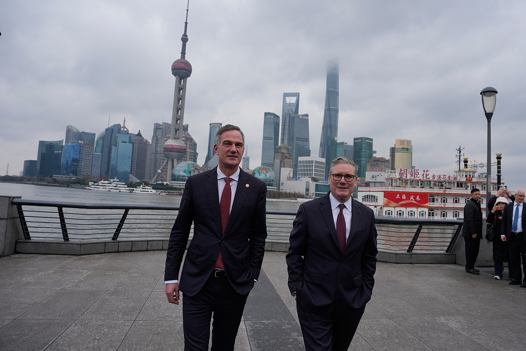 英国首相时隔八年访问上海 科技合作成为新纽带