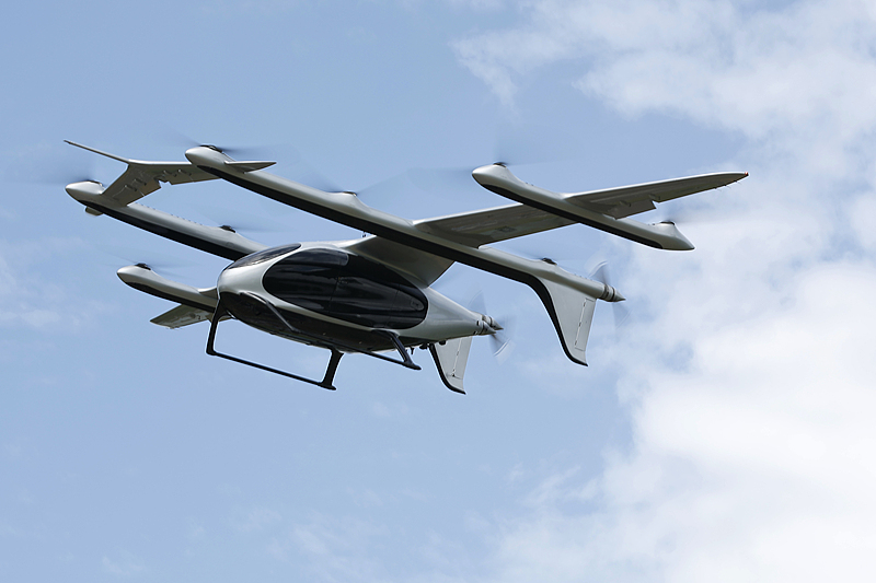 十部门联合发布《低空经济标准体系建设指南（2025年版）》