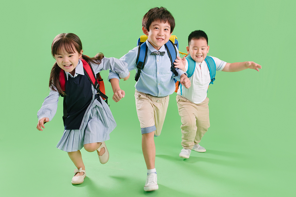 上海市人大代表吕奕昊：建议优化中小学生春秋假期