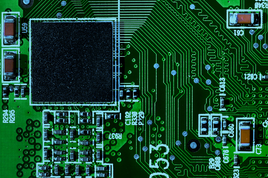 英伟达难独占鳌头 博通与台积电将成定制芯片大赢家！