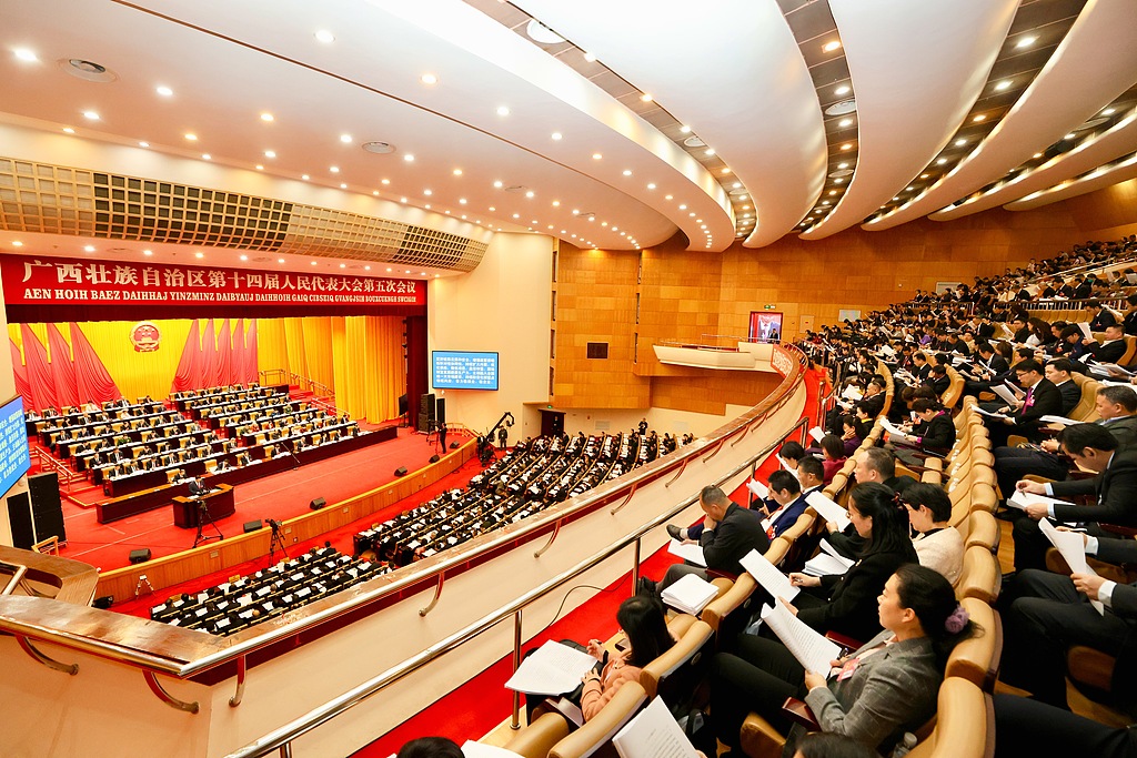 上海市人大代表、乐扬公益白莉：制定“长者友好商业标准”激活银发经济 赋能老年友好