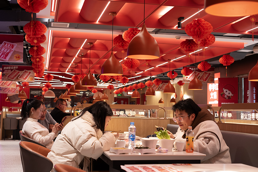 春节消费旺季大幕拉开 机构称消费市场或迎强劲复苏