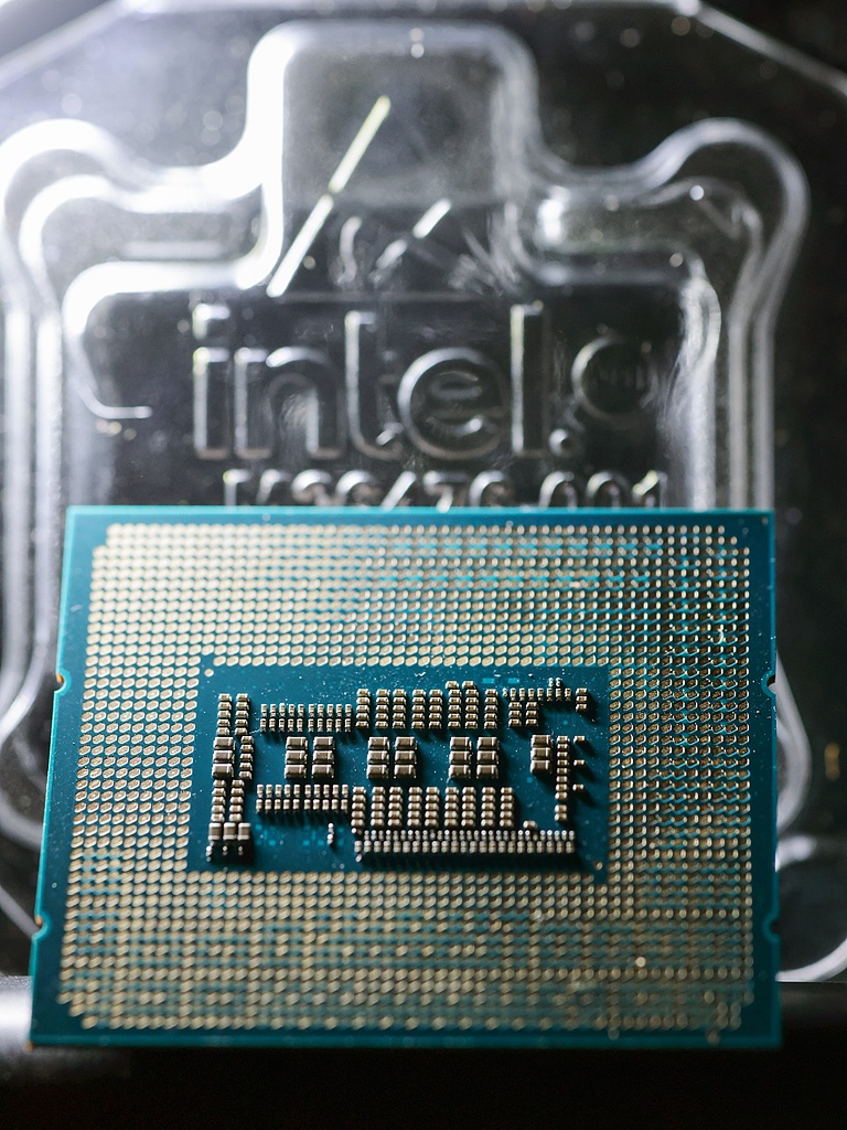 CPU告急！英特尔、AMD双双预警：交货周期恐长达半年