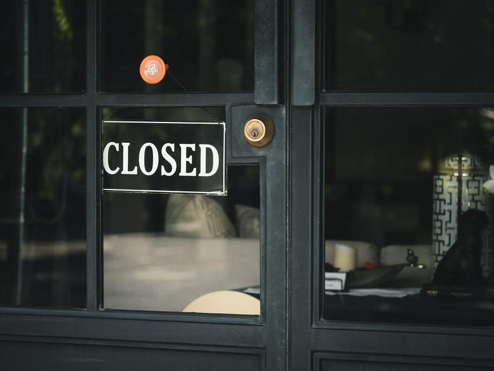 9小时1000万单！阿里千问免单潮把茶饮店“逼到歇业”