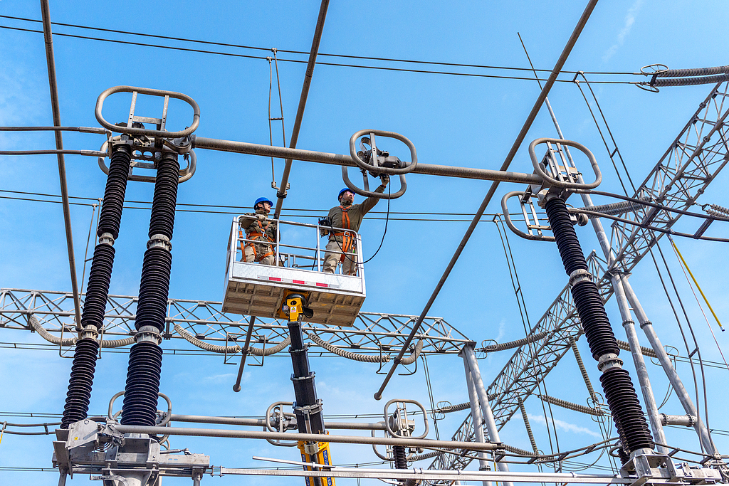 AI投资热潮带动电力基建需求 机构称这些环节有望放量