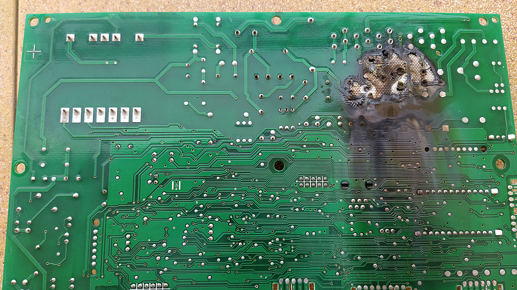 AI算力需求爆发带动PCB行业增长 埃科光电2025年净利同比增307.63%