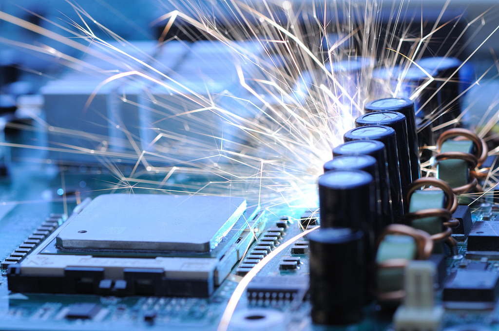 新增订单同比大幅增长 智明达2025年净利同比增466.74%