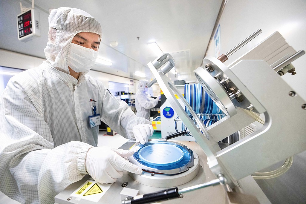 英伟达豪掷40亿美元布局 光通信行业景气度持续上行