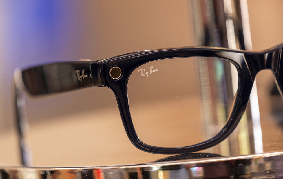 Meta智能眼镜曝隐私风险：用户AI互动画面会被第三方查看