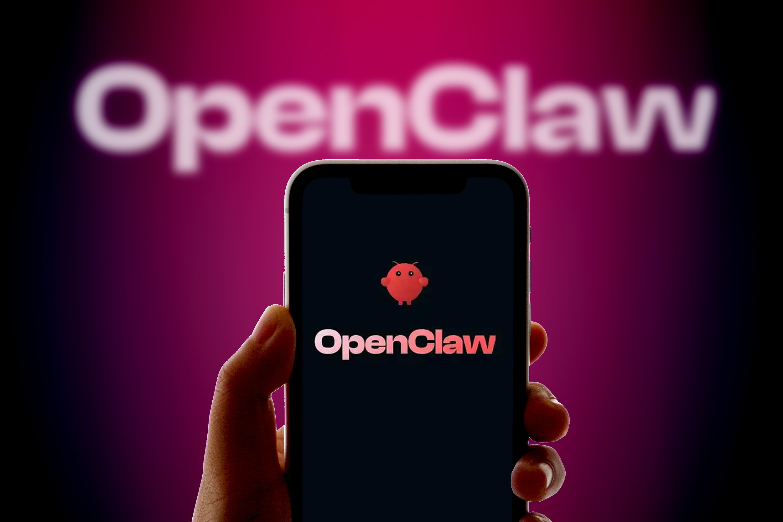 AI养“龙虾”警惕安全风险