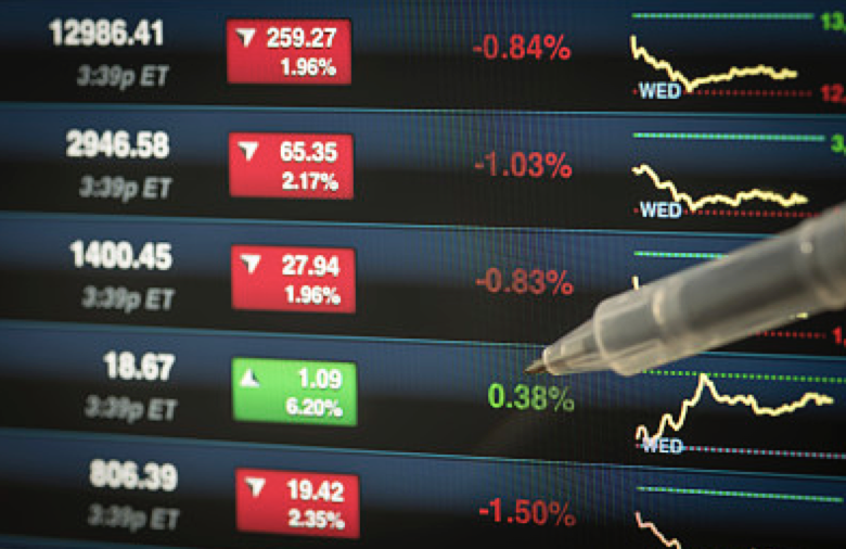 【焦点复盘】沪指金针探底力保60日线不失，算力、电网产业链再掀批量涨停